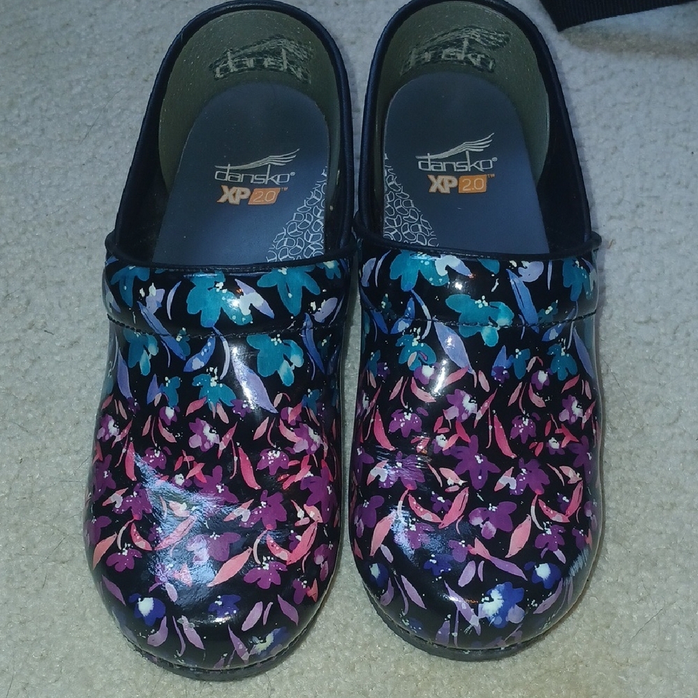 Dansko Xp 2.0 Closed-Back Clog With Multi-Color D… - image 7